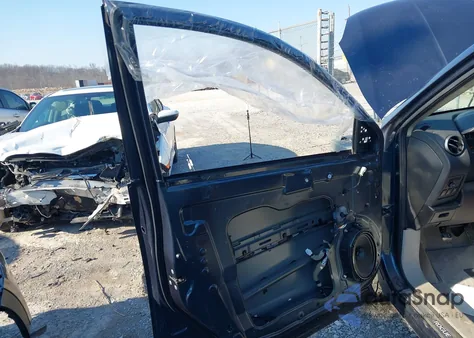 2012 Nissan Rogue Sv z USA, uszkodzony, nr VIN JN8AS5MT0CW609644